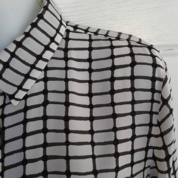 Loft Women's White Black Button Front Shirt Long Sleeves Small Petite - Picture 3 of 8